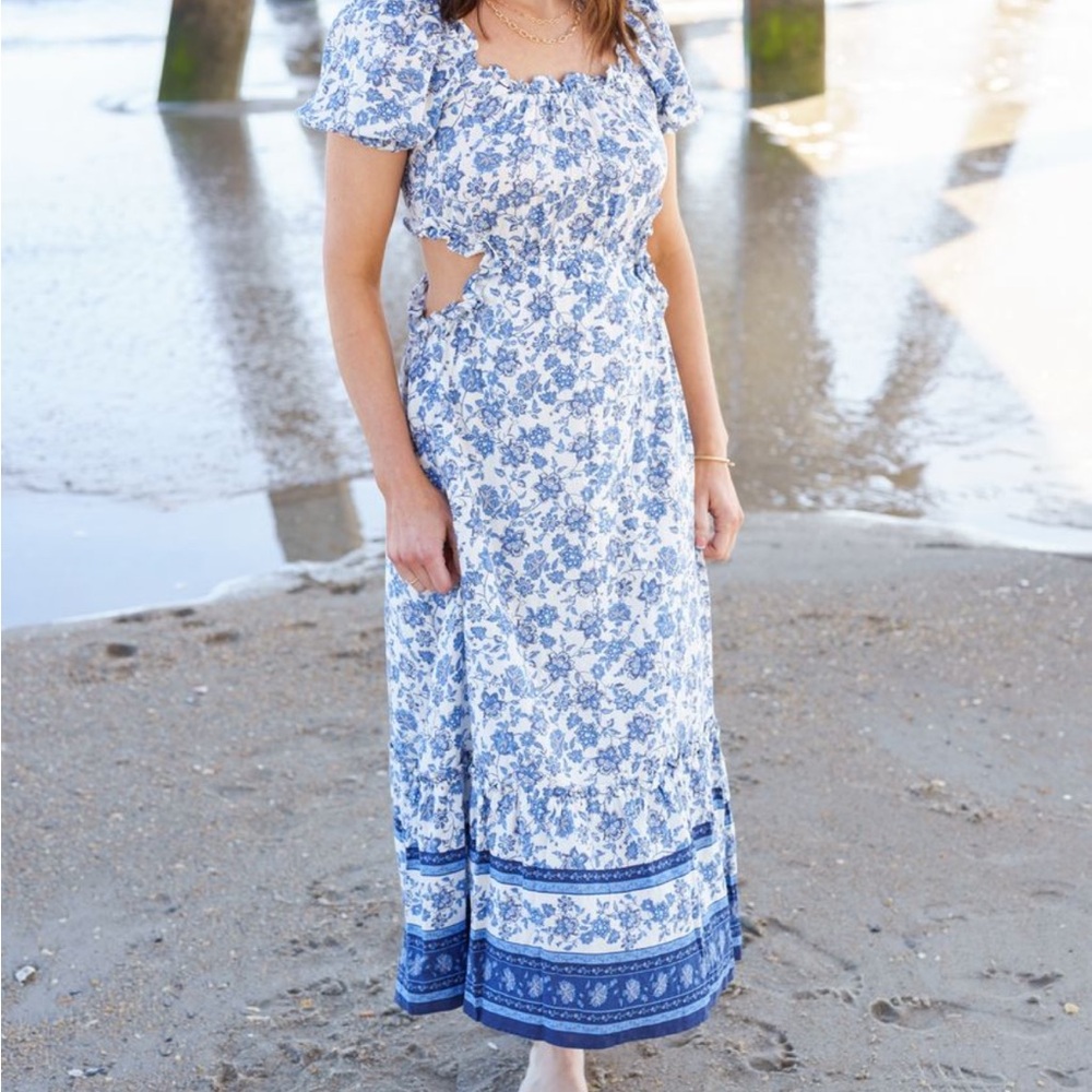 Side Cut Out Floral Maxi Dress